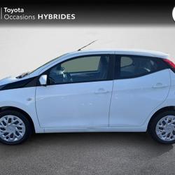 Toyota Aygo 1.0 VVT-i 69ch x-play x-shift 5p Saint-L&ocirc;