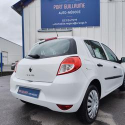 Renault Clio 3 III 1.2 TCE 75ch authentique Dives-sur-Mer
