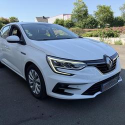 Renault Megane 4 IV (2) SOCIETE 1.5 BLUE DCI 115 AIR NAV Acign&eacute;