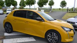Peugeot 208  - Puretech - photo 1