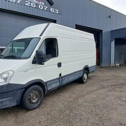 Iveco 35S 35S11 STANDARD Saint-Nolff
