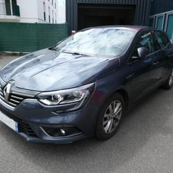 Renault Megane 4 business 1.5 dci 110 cv Vitr&eacute;