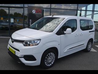 Toyota Proace city verso - Medium 1.5 100 D-4D Dynamic - 20 490 €