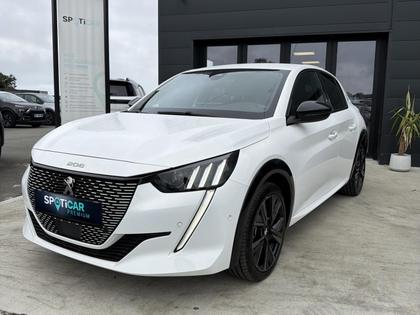 Peugeot 208 - e-208 136ch GT - 21 990 €