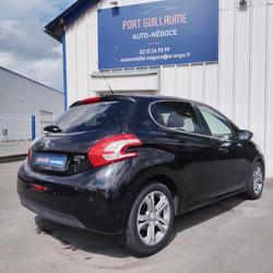Peugeot 208 1.6 HDI 92 CH Dives-sur-Mer