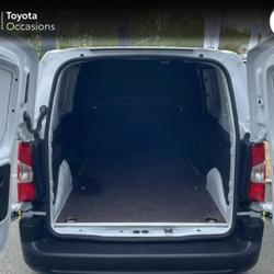 Toyota Proace City Medium 130 D-4D Dynamic BVA MC23 Distr&eacute;