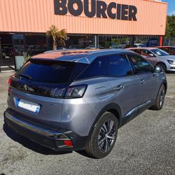 Peugeot 3008 1.6 Hybrid 225 ch EAT8 ALLURE PACK occasion - La Montagne - photo 3/11