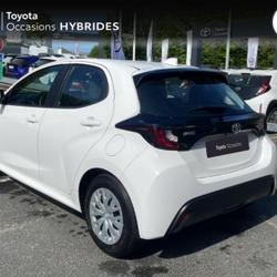 Toyota Yaris 116h Dynamic 5p MY22 Distr&eacute;