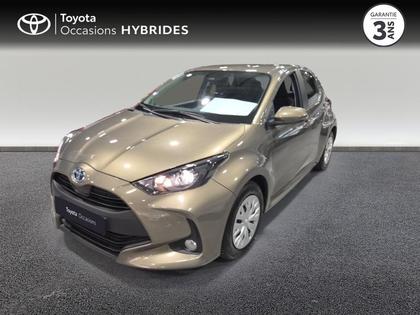 Toyota Yaris - 116h Dynamic Business 5p + Programme Beyond Zero Academy MY22 - 16 890 €