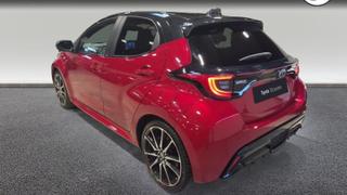 Toyota Yaris  - photo 1