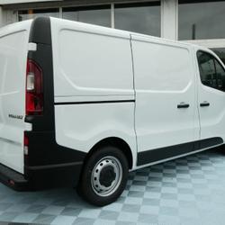Renault Trafic L1H1 2.0 Blue dCi 130 BVM6 2.8T ADVANCE Camera 424&euro; HT/Mois M&eacute;rignac