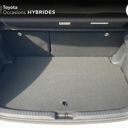 Toyota Yaris 116h Dynamic Business 5p + Programme Beyond Zero Academy MY21 Distr&eacute;