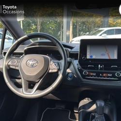 Toyota Corolla 122h Dynamic Business MY22 Distr&eacute;