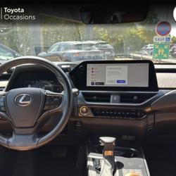 Lexus UX 250h Luxe Techno 2WD Distr&eacute;