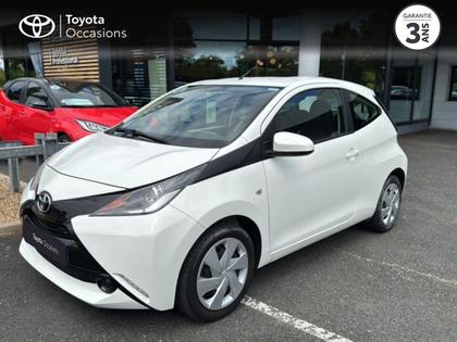Toyota Aygo - 1.0 VVT-i 69ch x-play x-touch 3p - 9 990 €