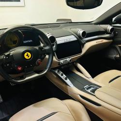 Ferrari GTC4 Lusso V12 6.3 690ch Biarritz