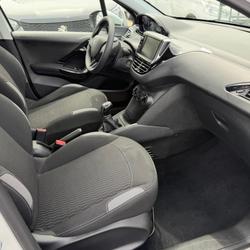 Peugeot 208 BlueHDi 100 Active *2020*5PLACES* Saint-Herblain