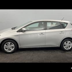 Toyota Auris Auris Hybride 136h Dynamic Saint-Quentin