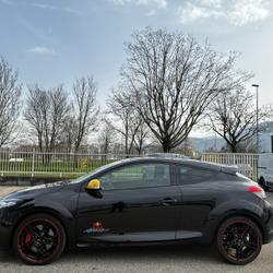 Renault Megane Coupe 2.0T 265CH STOP&START RED BULL RACING RB7 N&deg;192 / DISTRIBUTION NEUVE POUR LA VEN &Eacute;chirolles