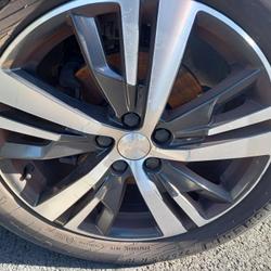 Peugeot 5008 5008 PureTech 130ch S&S EAT8 - Allure Les Sables-d'Olonne