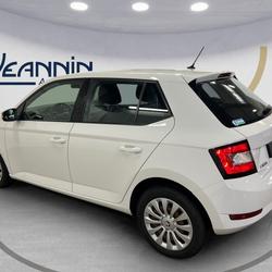 Skoda Fabia Fabia 1.0 MPI 60 ch BVM5 Business Vert-Saint-Denis