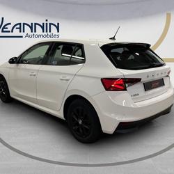 Skoda Fabia Fabia 1.0 MPI 65 ch BVM5 Ambition Vert-Saint-Denis