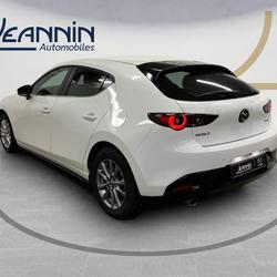 Mazda Mazda3 Mazda3 5 portes 2.0L e-SKYACTIV-G M Hybrid 122 ch BVM6 Prime-Line Vert-Saint-Denis