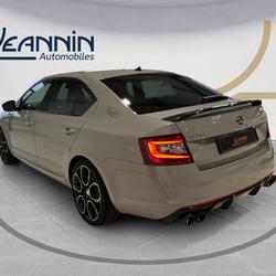 Skoda Octavia Octavia 2.0 TSI 245 ch DSG7 RS Vert-Saint-Denis