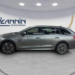 Skoda Octavia Combi Octavia Combi 2.0 TDI 150 ch SCR DSG7 Selection Vert-Saint-Denis