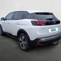 Peugeot 3008 BlueHDi 130ch S&S EAT8 - Allure Pack occasion - Les Sables-d'Olonne - photo 2/20