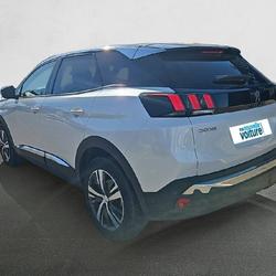 Peugeot 3008 PureTech 130ch S&S EAT8 - Allure Pack occasion - Les Sables-d'Olonne - photo 2/21