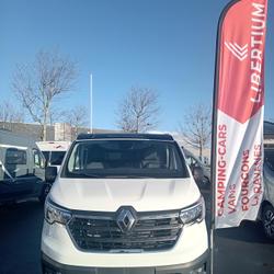 Fourgon Font Vendome RENAULT TRAFIC 110 CV Verson
