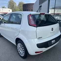 Fiat Punto 1.2 8V 69CH POP 5P / embrayage + distribution neufs / 103000km &Eacute;chirolles