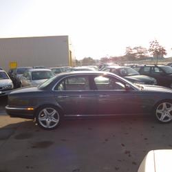 Jaguar XJ V6 2.7 D BI-TURBO A Saint-Philbert-de-Grand-Lieu