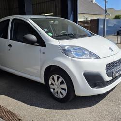 Peugeot 107 1.0 12V ACTIVE 5P Qu&eacute;ven