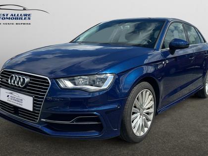 Audi A3 Sportback - 1.4 TFSI e-tron 204 Ambiente S tronic 6 - 13 990 €