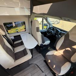 Fourgon Mc Louis CITROEN 2.2 L 140 CV CITROENJUMPER BLUEHDI Luisant