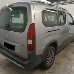 Peugeot Rifter XL LONG 1.5 BlueHDi 130 EAT8 ALLURE Equip&eacute; TPMR 6PL M&eacute;rignac