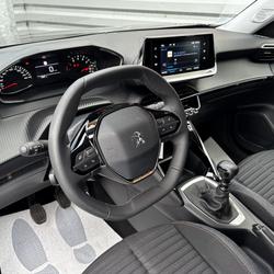 Peugeot 2008 110 ACTIVE HISTORIQUE ENTRETIEN / 1592 KMS / PREMIERE MAIN Mign&eacute;-Auxances