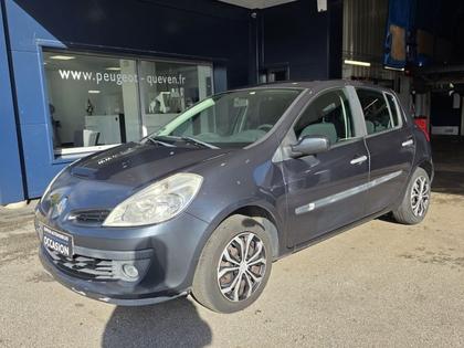 Renault Clio 3 - 1.5 DCI 70CH DYNAMIQUE 5P - 5 990 €