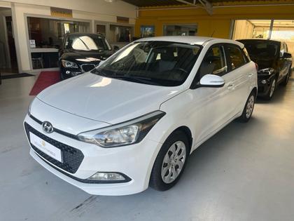 Hyundai i20 - 1.1 CRDI 75 INTUITIVE - 9 950 €