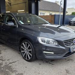 Volvo V60 D3 150CH OVERSTA EDITION GEARTRONIC occasion - Qu&eacute;ven - photo 2/13