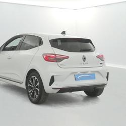 Renault Clio 5 Clio E-Tech full hybrid 145 ch GSR2 Techno 5p Rez&eacute;