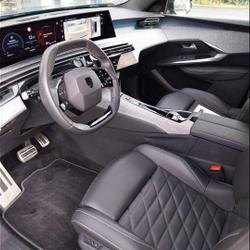 Peugeot 3008 Hybrid 136 e-DCS6 GT 5p Saint-Priest