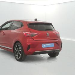 Renault Clio 5 Clio E-Tech full hybrid 145 ch GSR2 Techno 5p Rez&eacute;