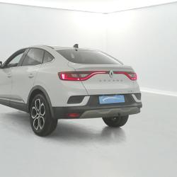 Renault Arkana E-Tech 145 21B Intens 5p Beaucouz&eacute;