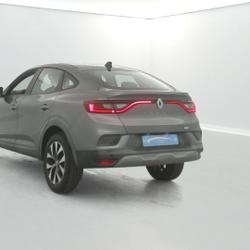 Renault Arkana E-Tech 145 Zen 5p Rez&eacute;