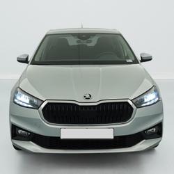 Skoda Fabia 1.0 MPI 80 CH BVM5 AMBITION Rez&eacute;