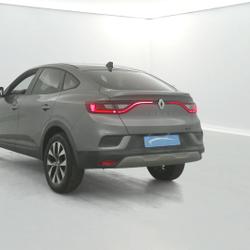 Renault Arkana E-Tech hybride 145 22 Evolution 5p Beaucouz&eacute;