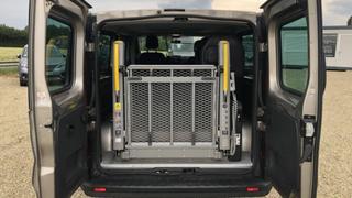 Opel Vivaro fourgon  - photo 4
